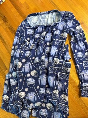 Lev Baby Bamboo Long-sleeve Hockey Pajama Set. Size 5/6